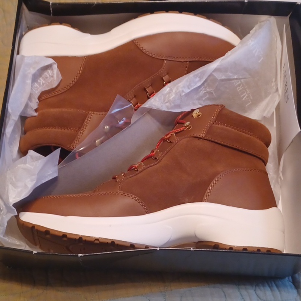 Womens Sz 10, Ralph Lauren Rylee hiker boots. Never worn, New - Picture 3 of 12